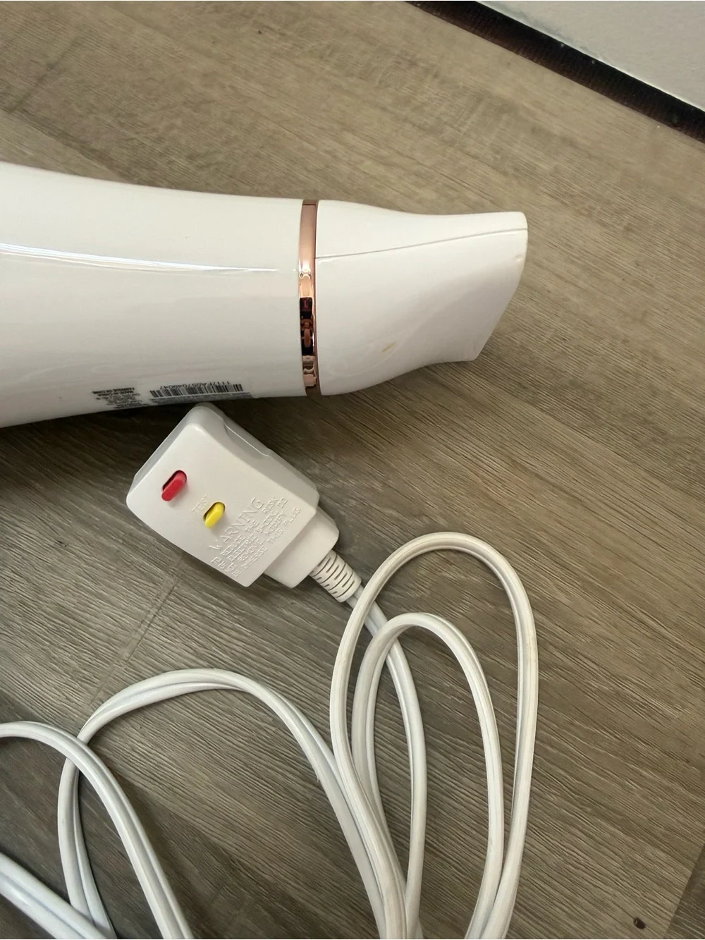 T3 Featherweight blow dryer
